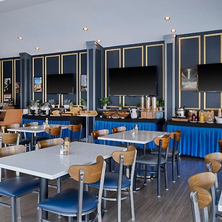 Voco Fiorello - Laguardia East By Ihg Нью-Йорк Экстерьер фото