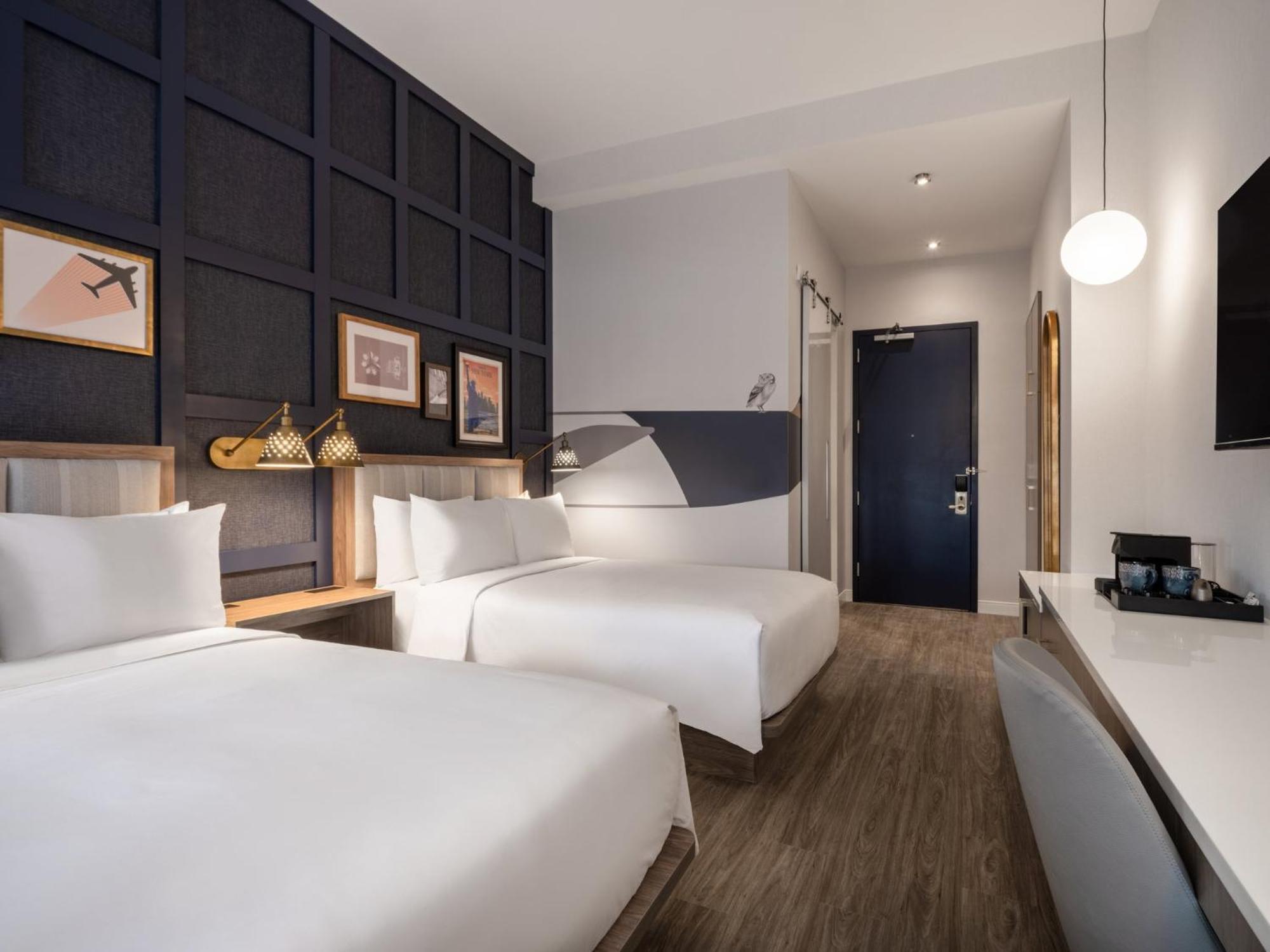 Voco Fiorello - Laguardia East By Ihg Нью-Йорк Экстерьер фото